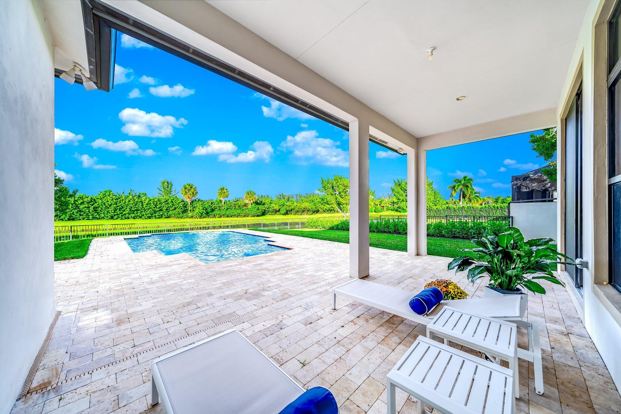 9139 Grand Prix Lane