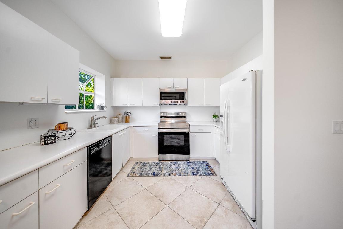 11714 Briarwood Circle 3