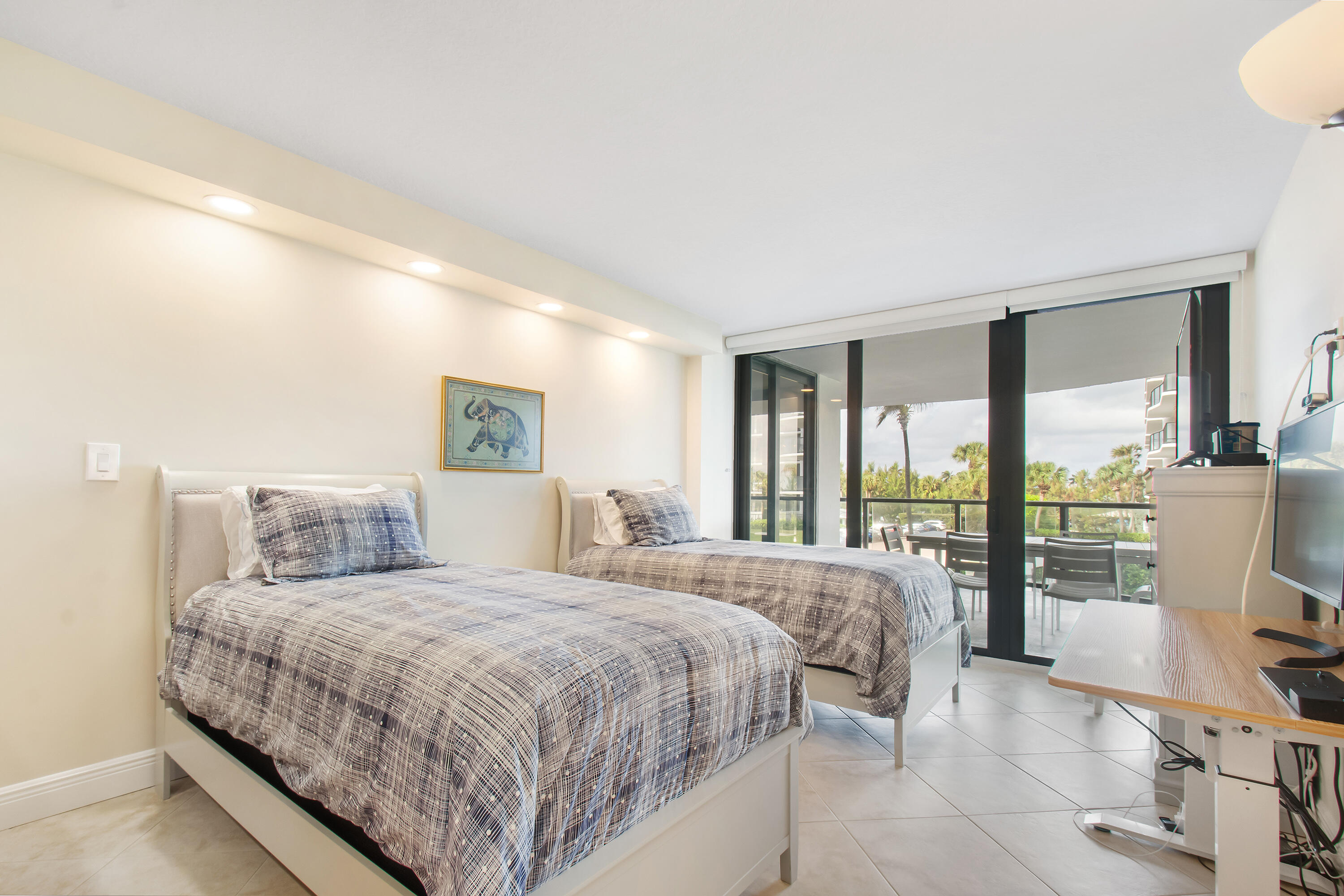 3440 S Ocean Boulevard 204s