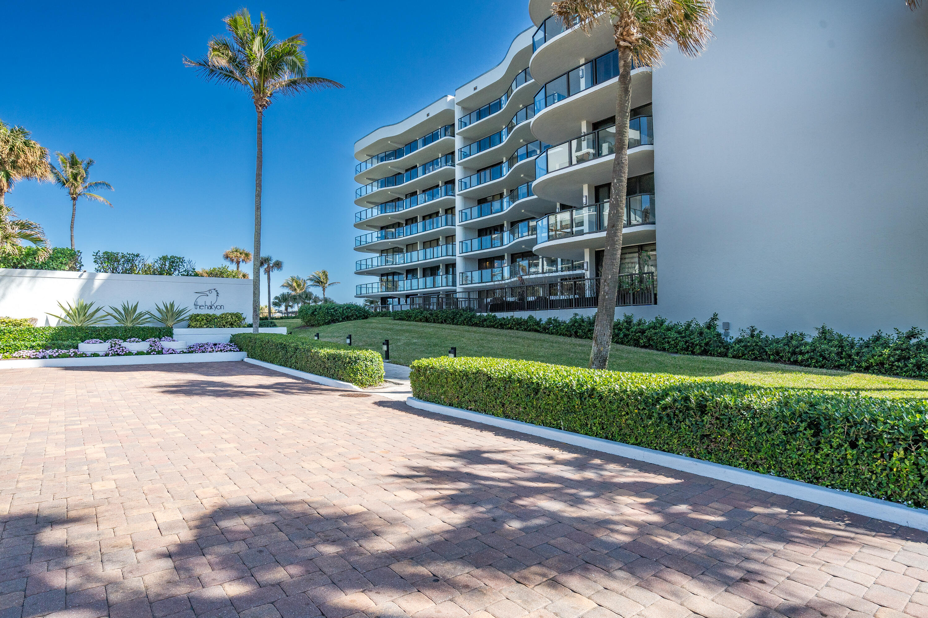 3440 S Ocean Boulevard 204s