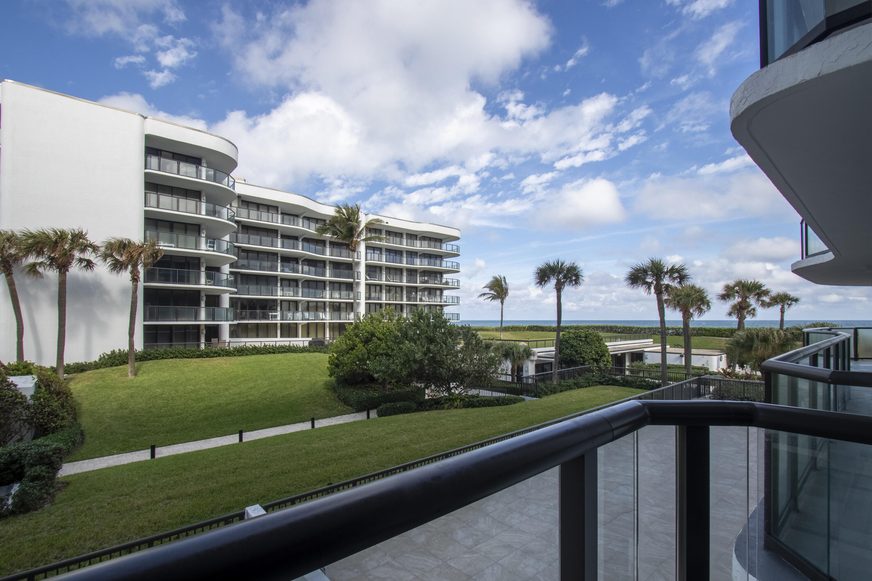 3440 S Ocean Boulevard 204s