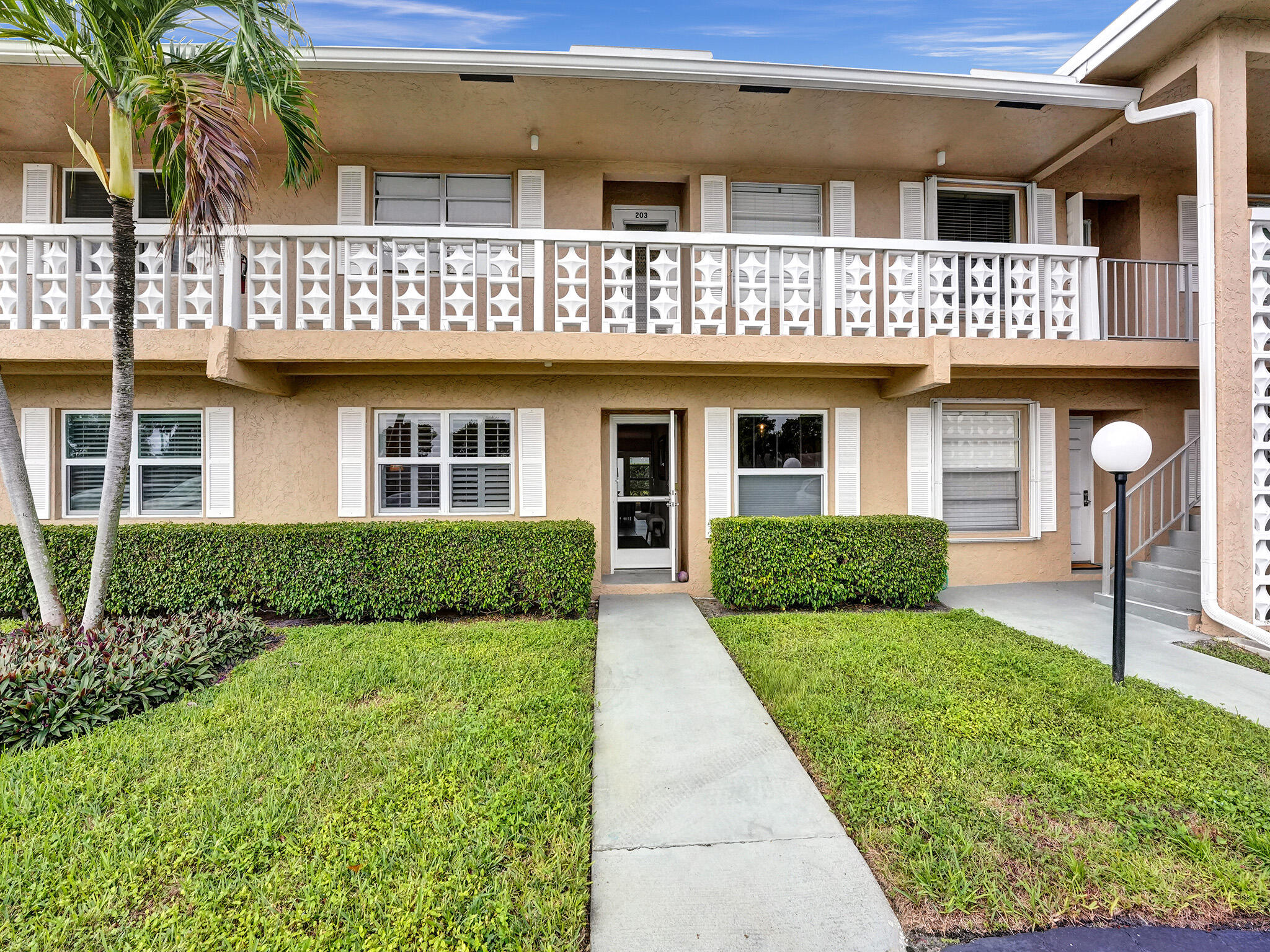 1111 Cactus Terrace 103