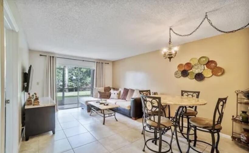 3576 N University Drive D-5