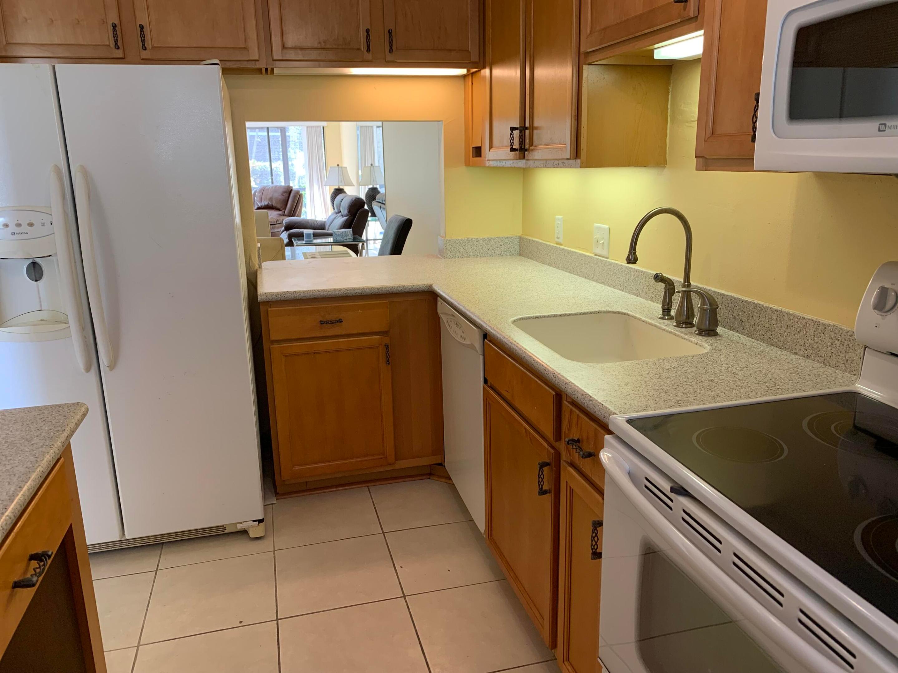 3605 S Ocean Boulevard 105