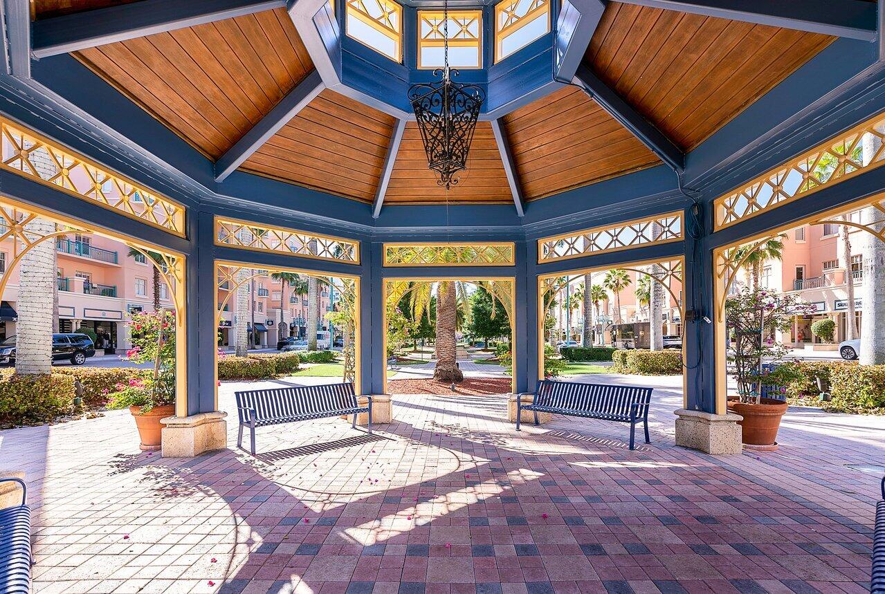 371 SW 8th Street 2-B-W