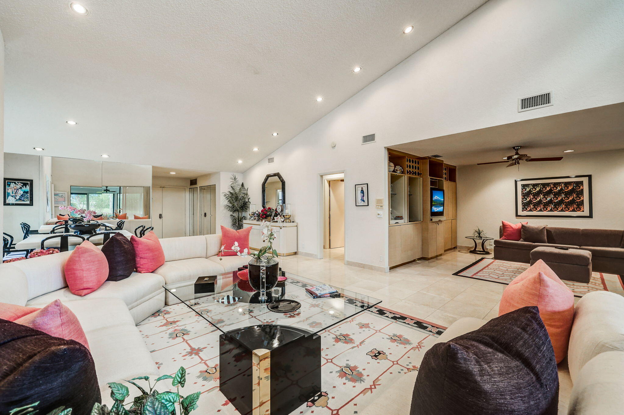 9 Villa Lane, Boynton Beach