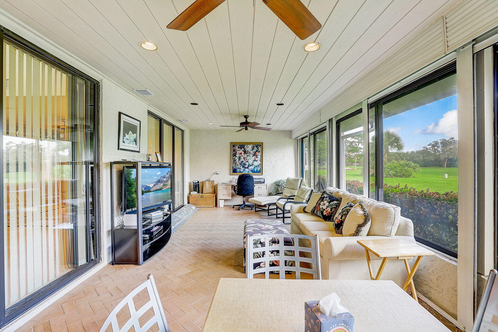 9 Villa Lane, Boynton Beach