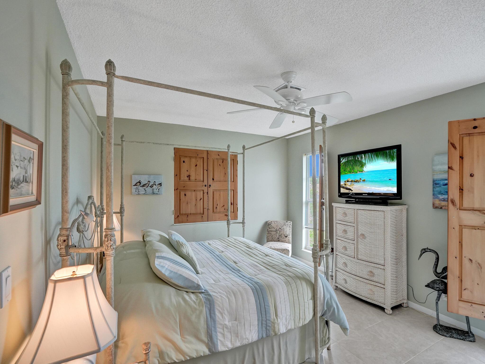 1120 Mahogany Way 204