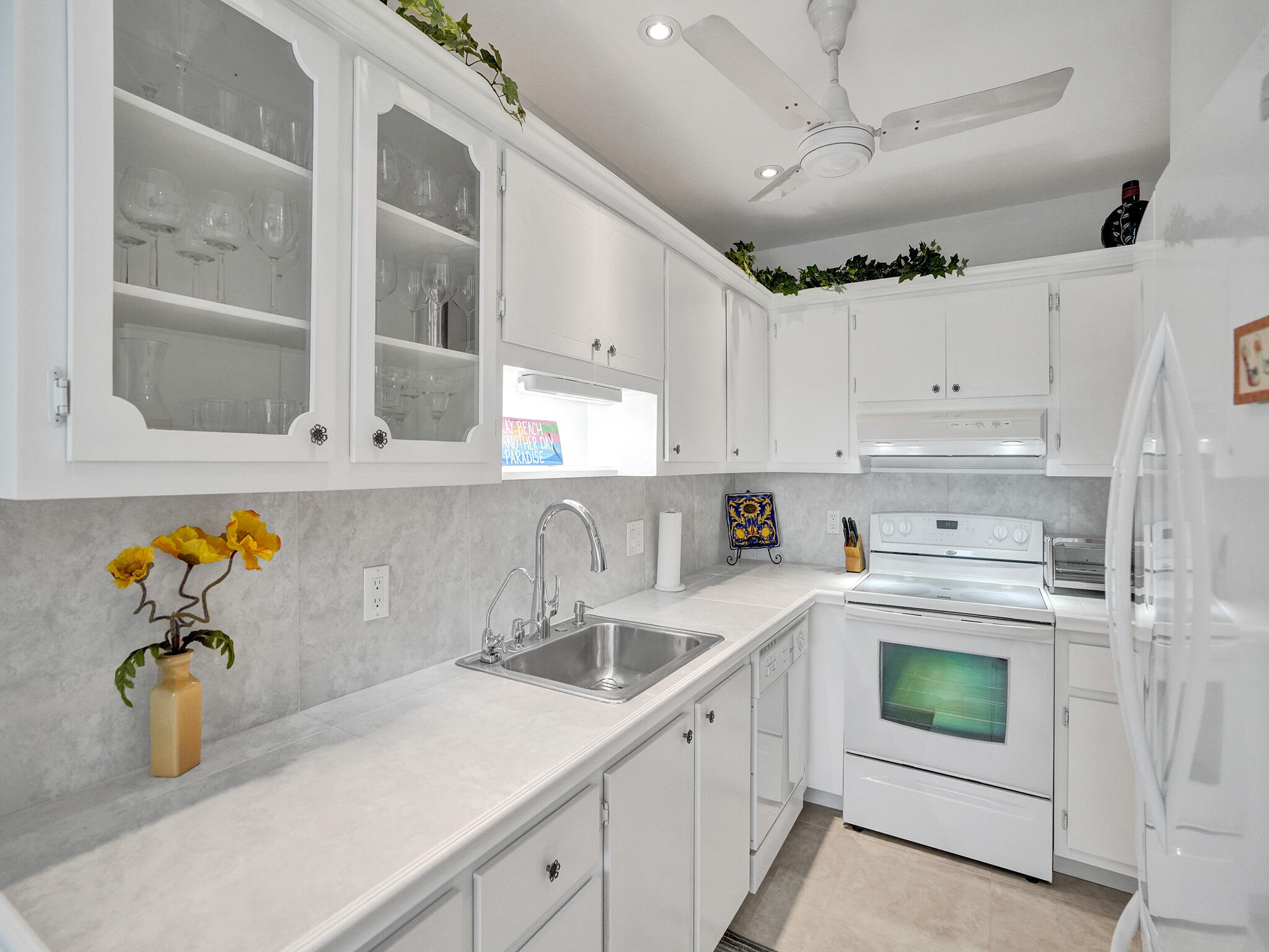 1120 Mahogany Way 204