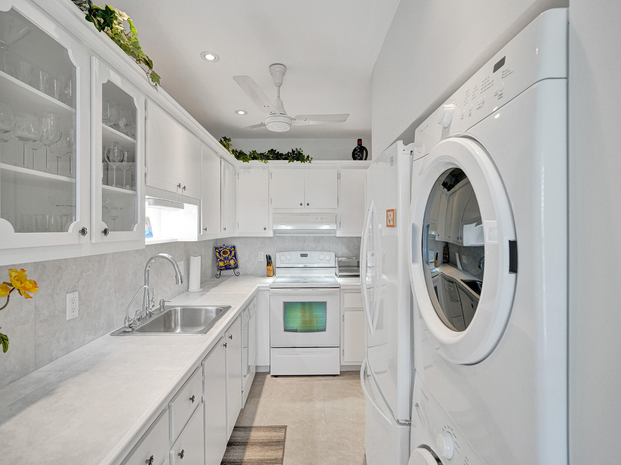 1120 Mahogany Way 204