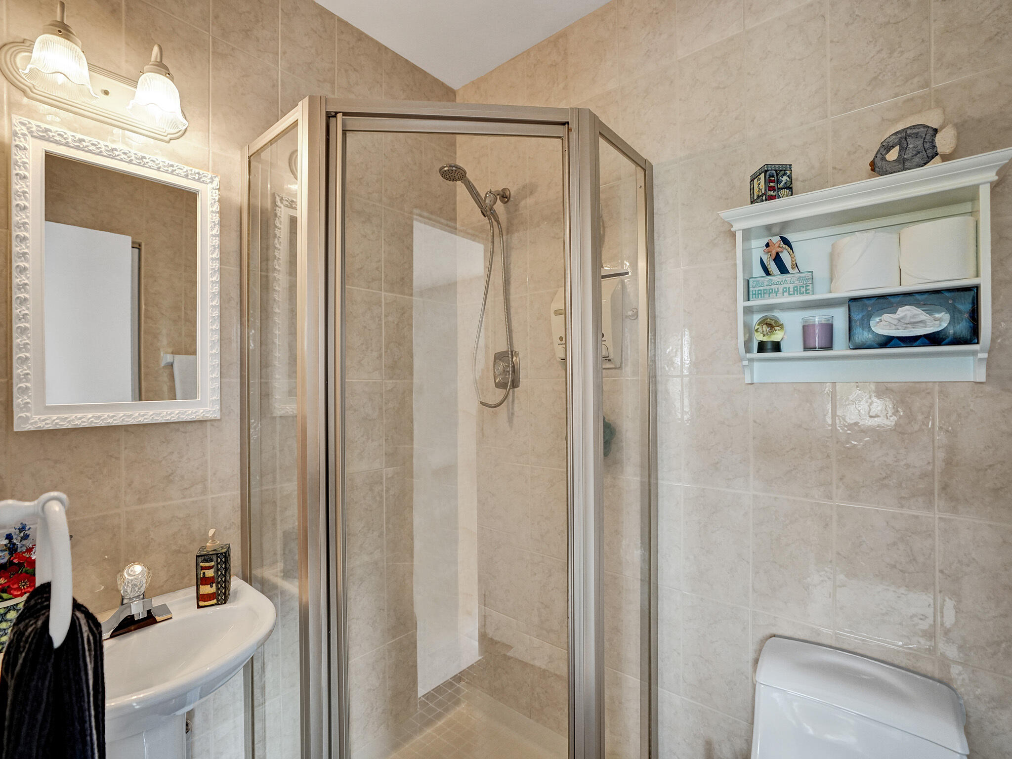 1120 Mahogany Way 204