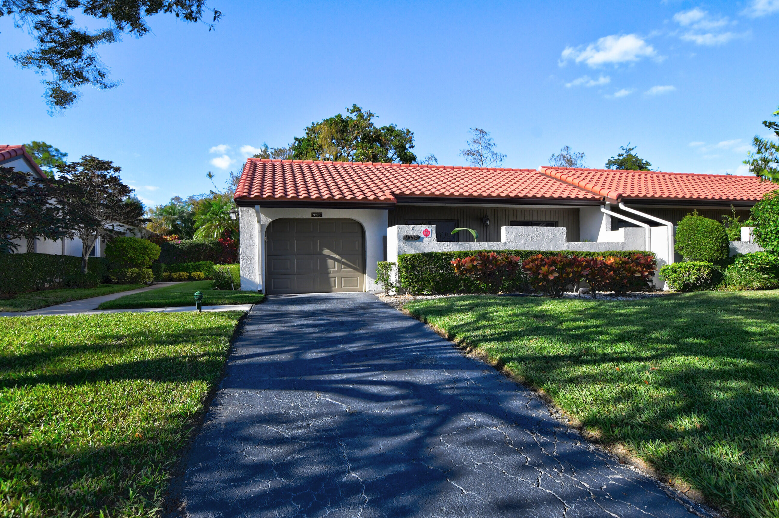 9223 Pecky Cypress Lane 10a