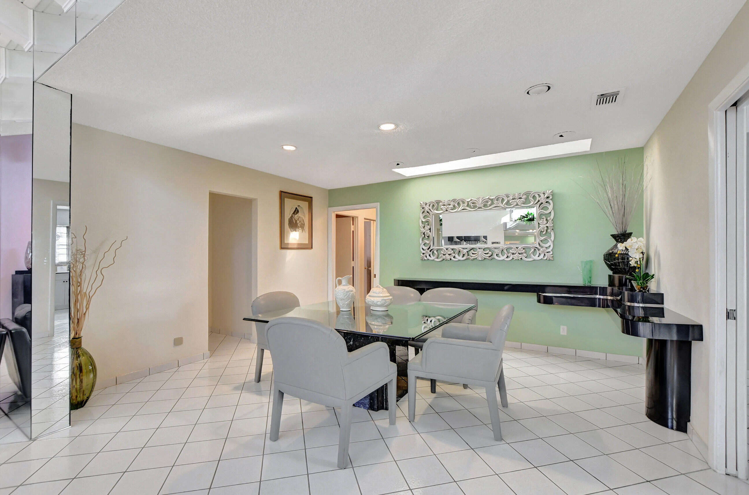 9223 Pecky Cypress Lane 10a