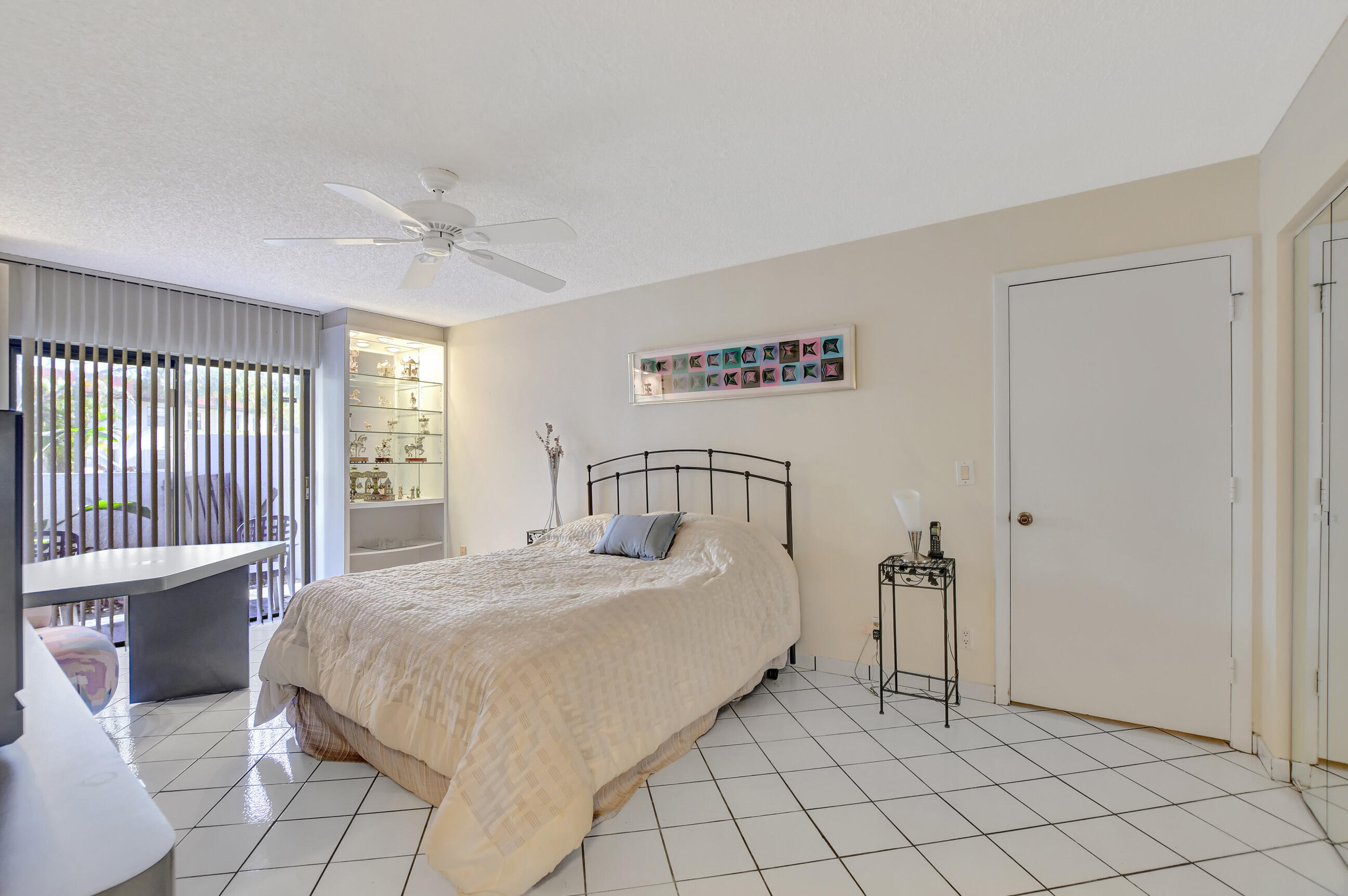 9223 Pecky Cypress Lane 10a