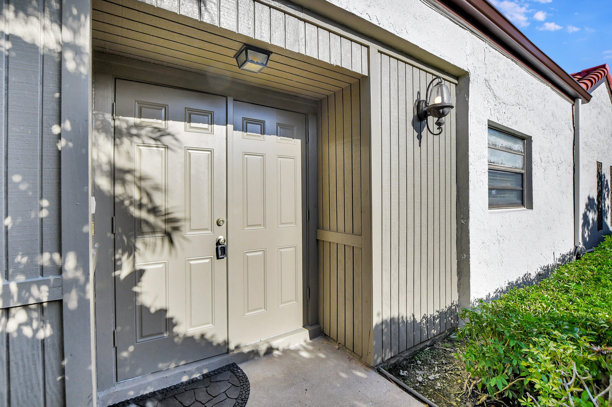 9223 Pecky Cypress Lane 10a