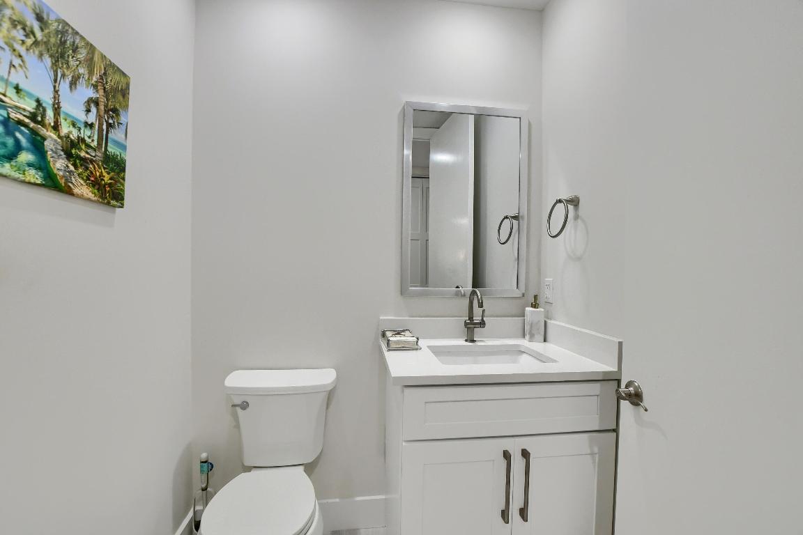 2461 NW 59th Street 701