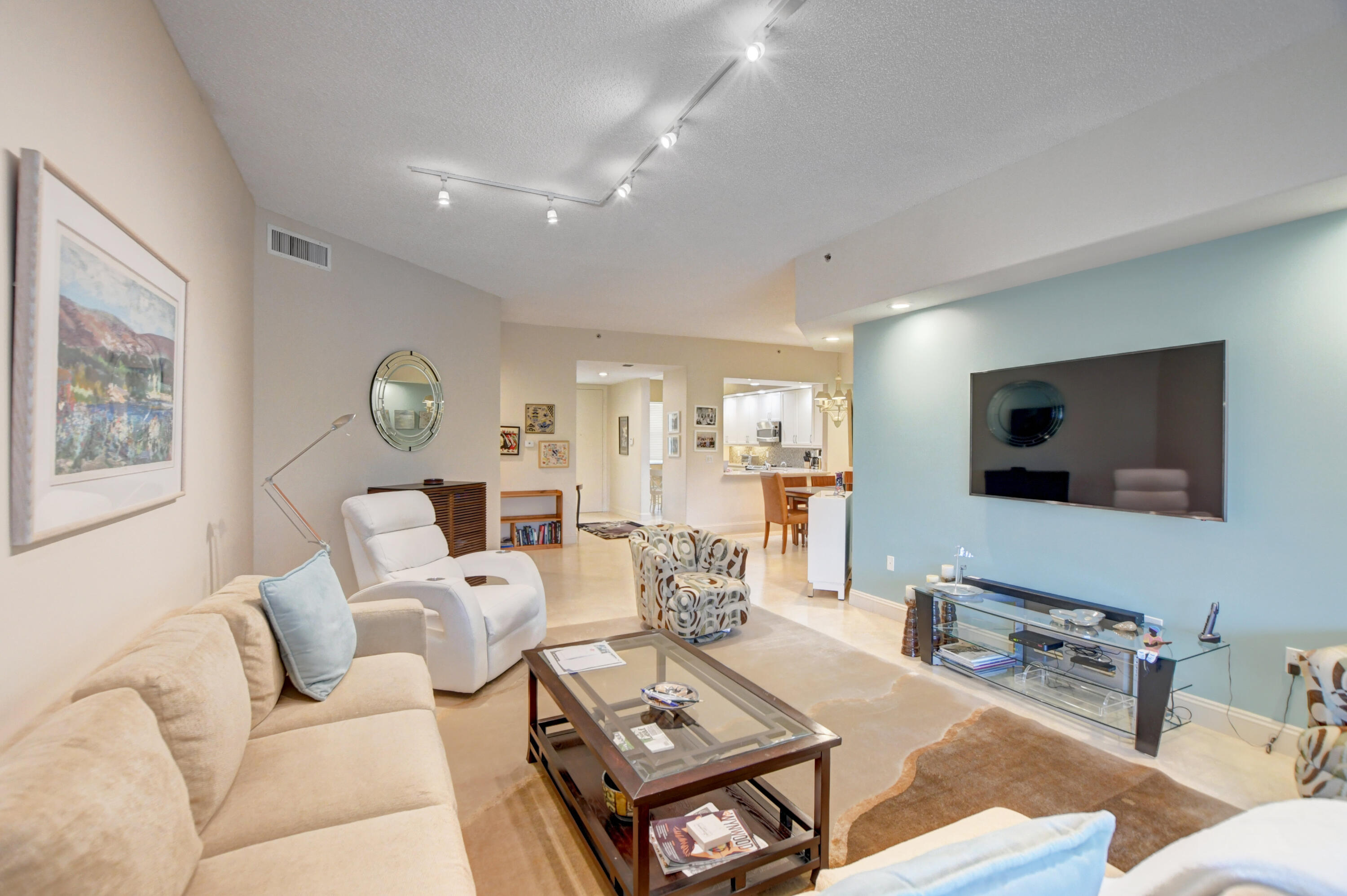 2471 NW 59th Street 804