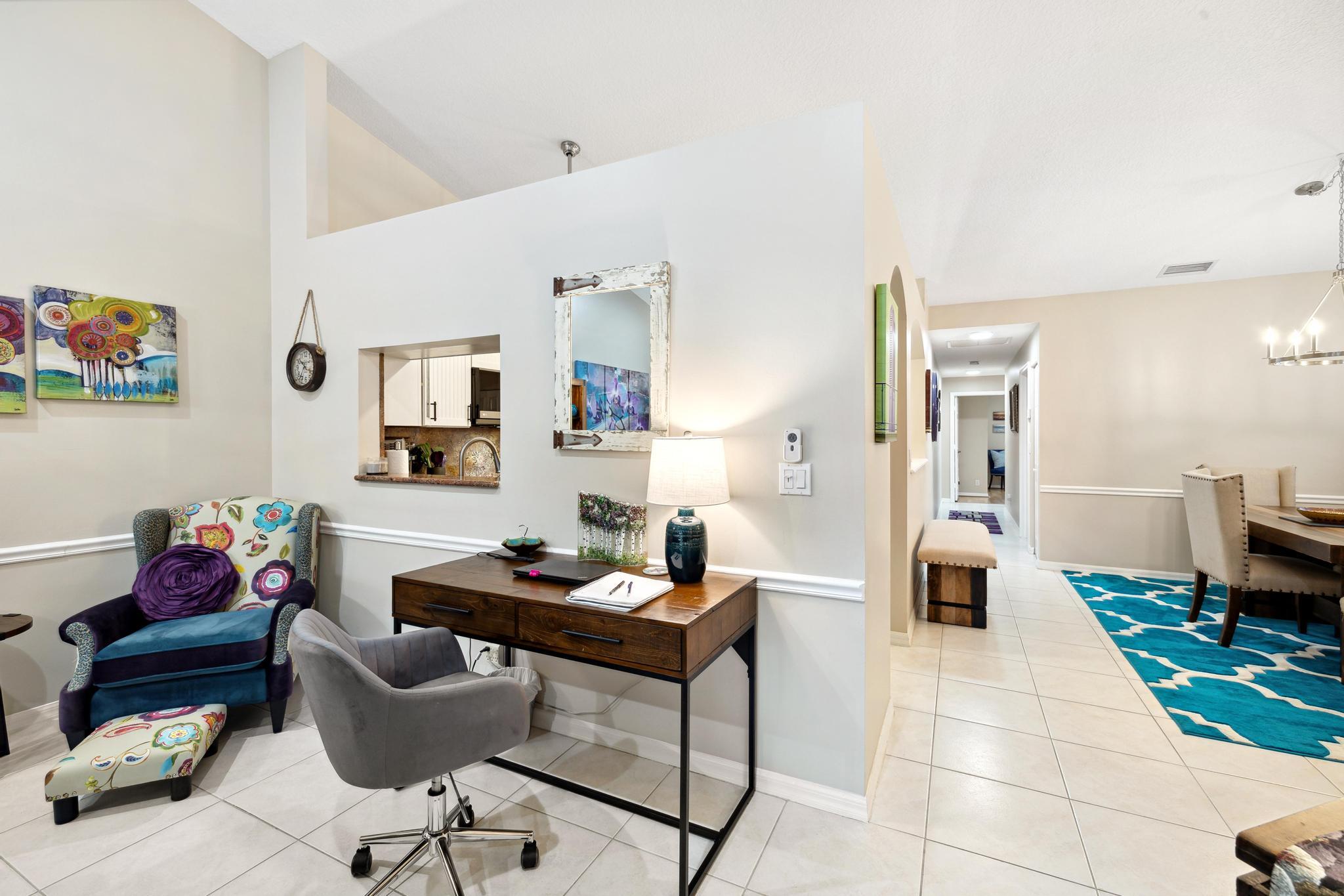 6137 Petunia Road
