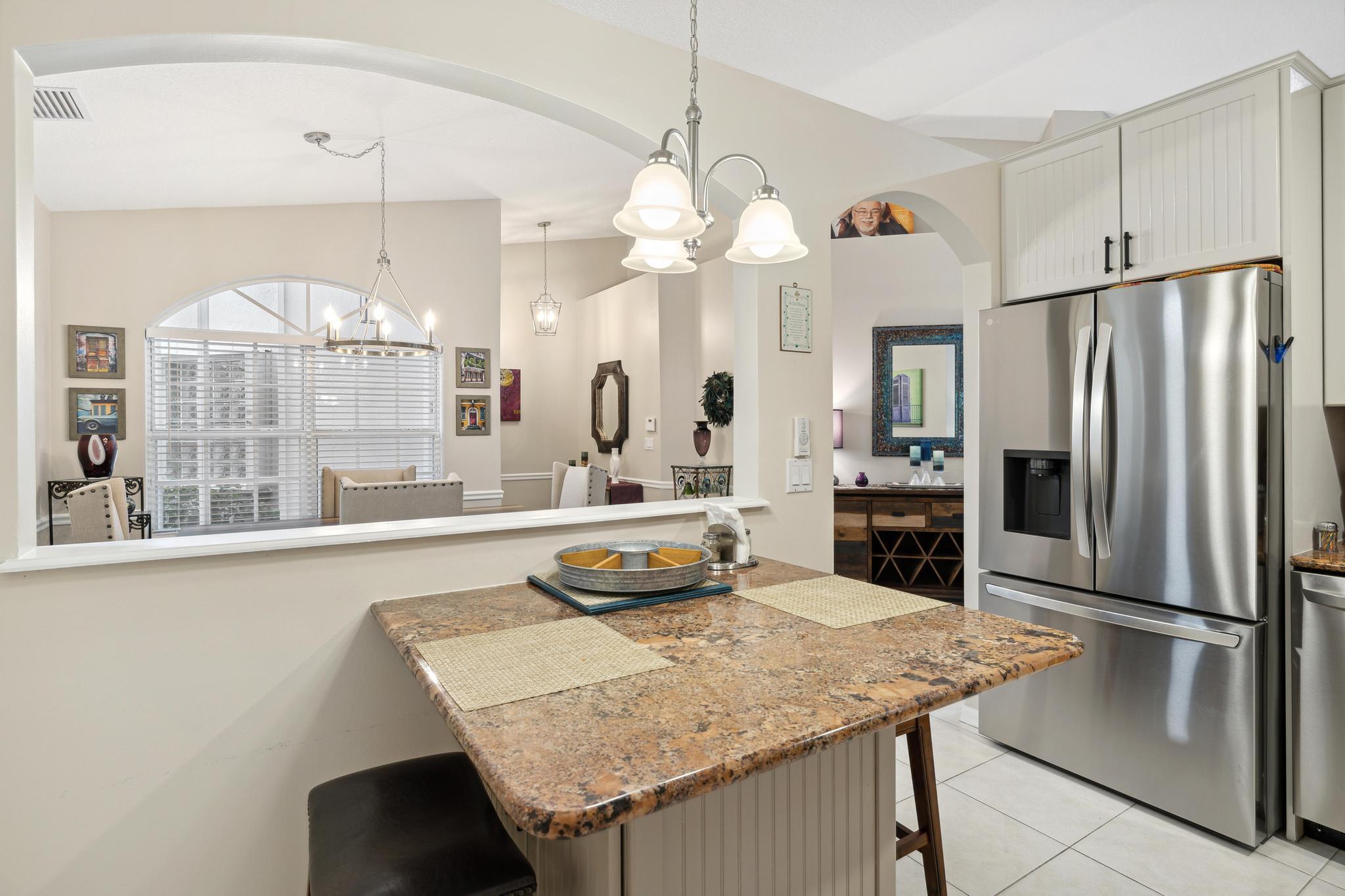 6137 Petunia Road