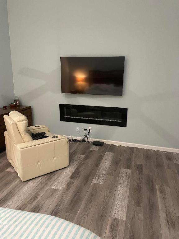 17566 Charnwood Drive