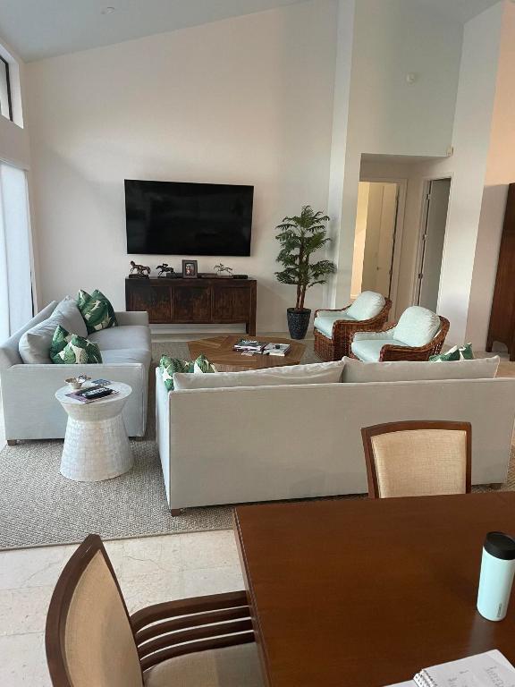 17566 Charnwood Drive