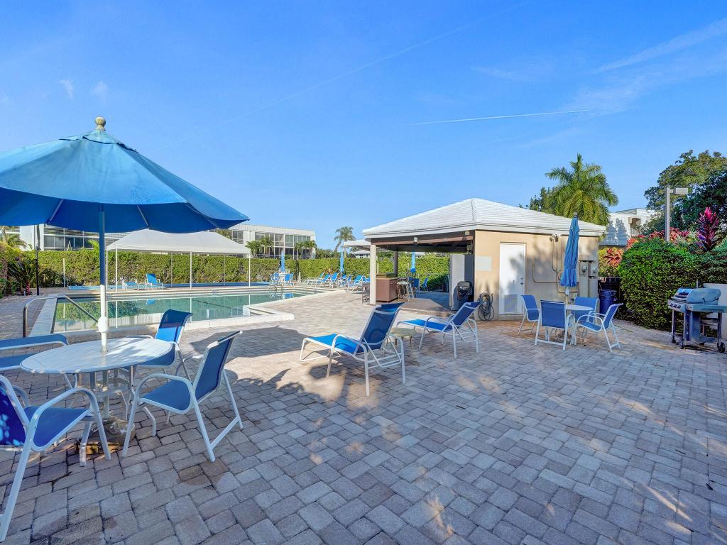 775 Jeffery Street 5-204