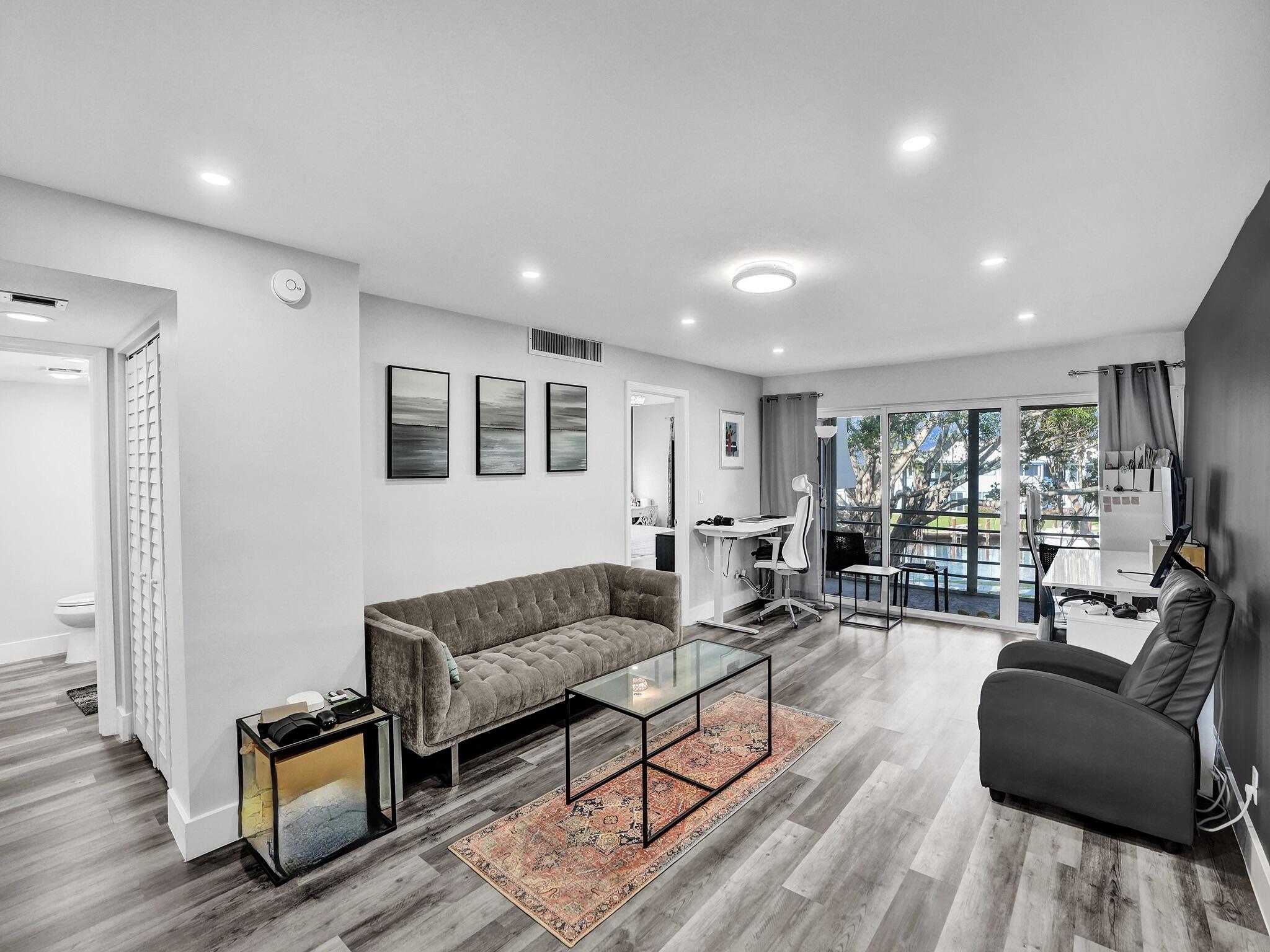 775 Jeffery Street 5-204