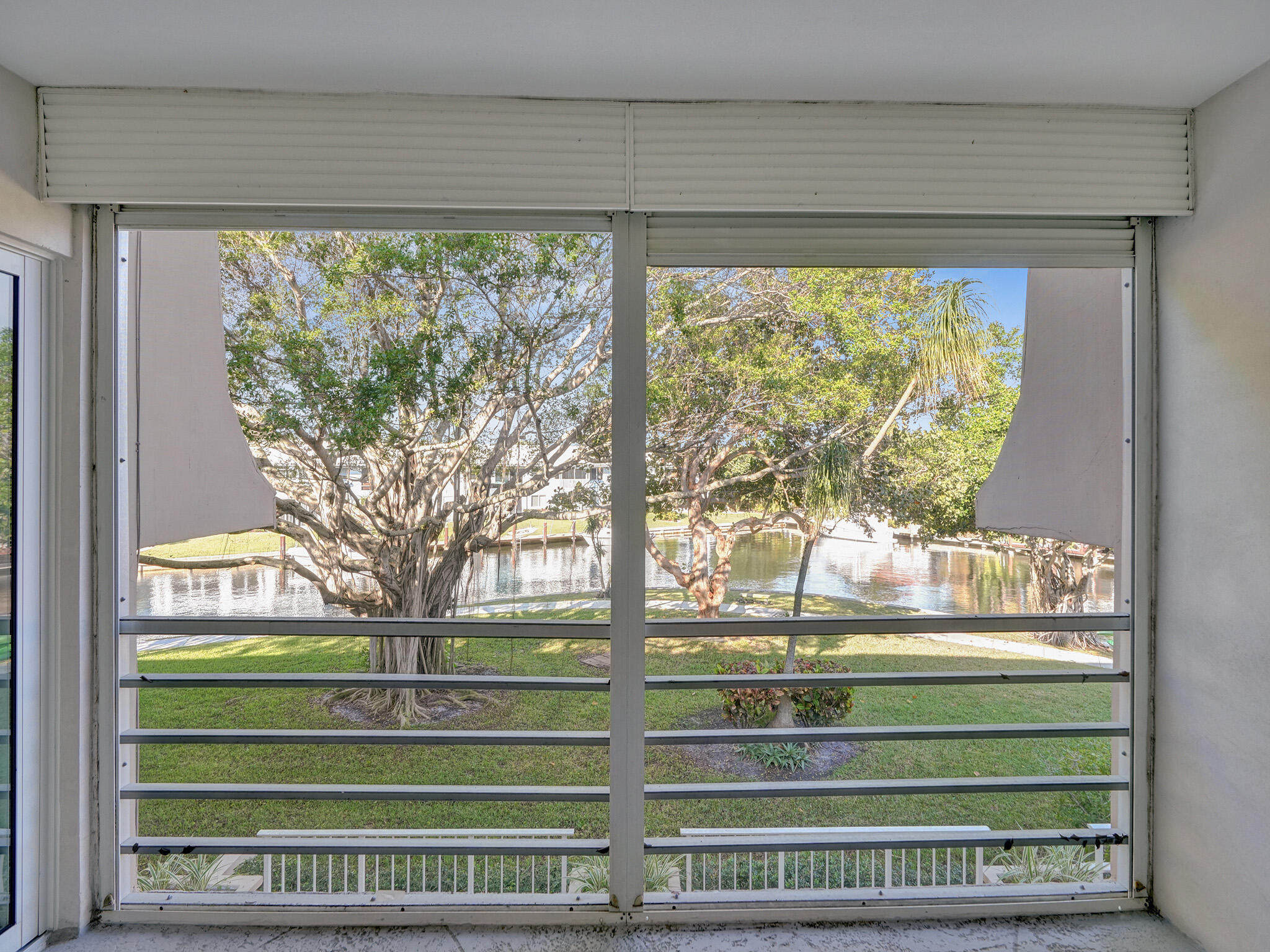 775 Jeffery Street 5-204