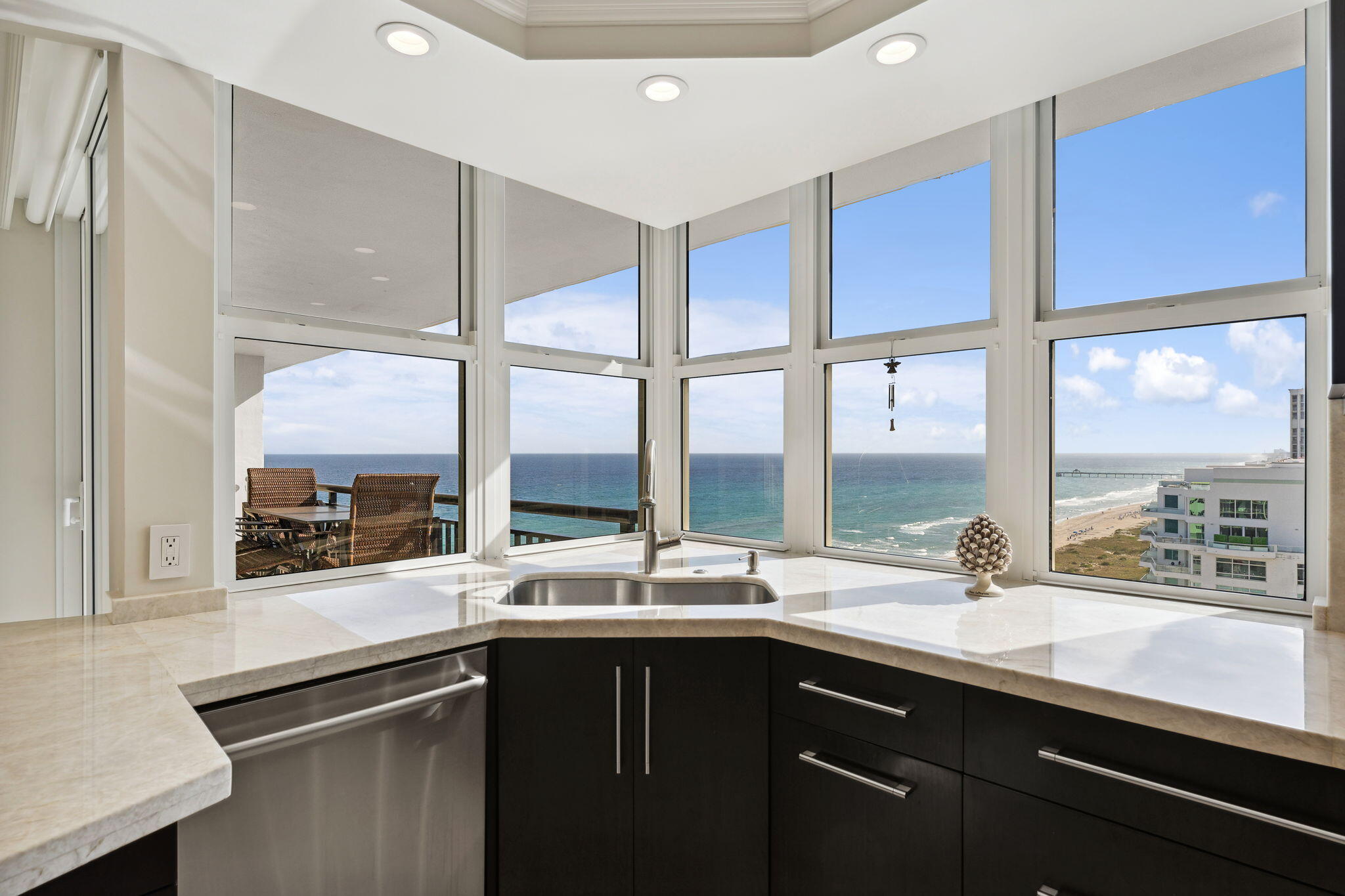 2000 S Ocean Boulevard 16-H