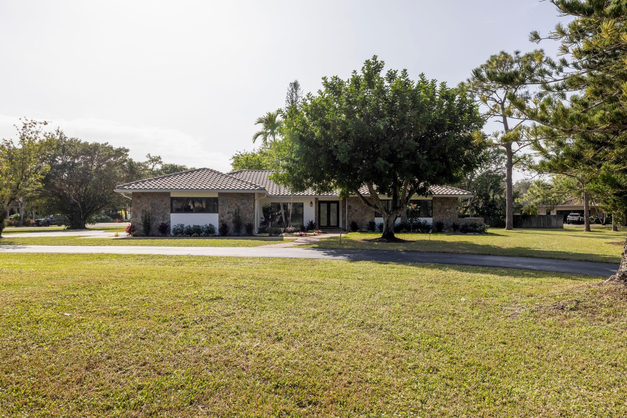22633 Lemon Tree Lane, Boca Raton