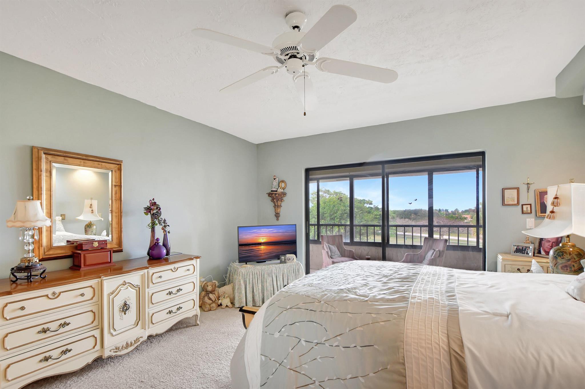 7507 La Paz Boulevard 401