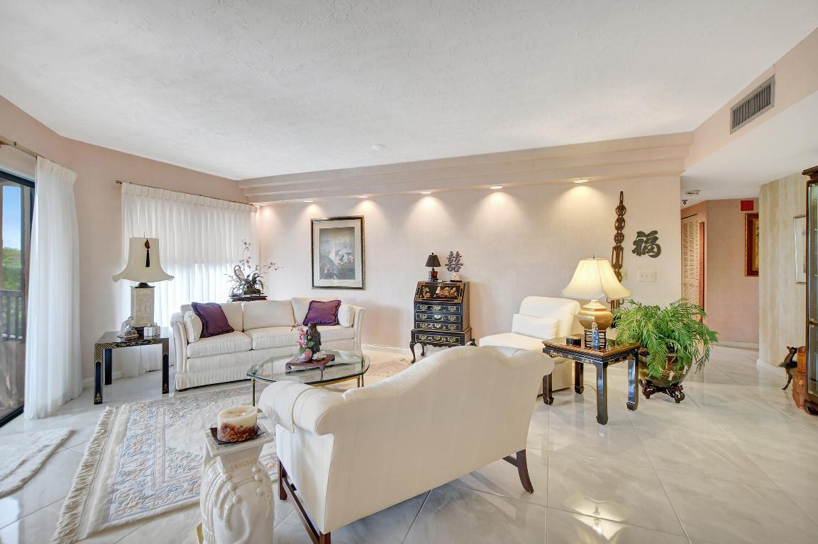 7507 La Paz Boulevard 401