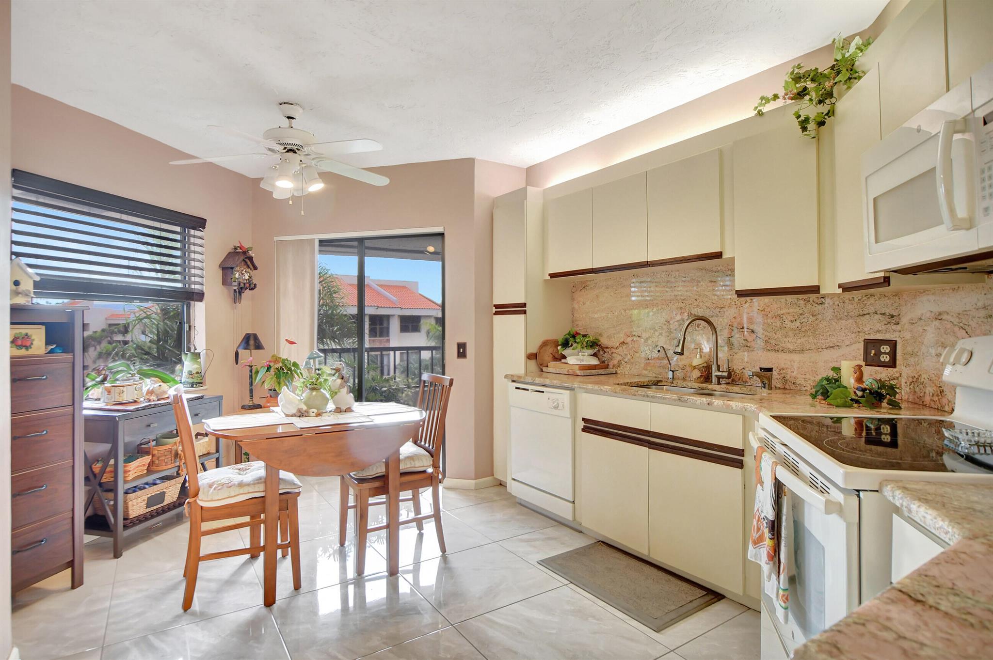 7507 La Paz Boulevard 401