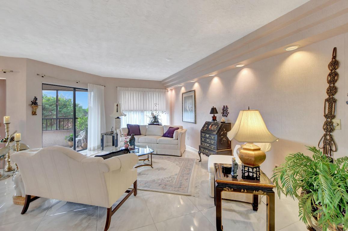 7507 La Paz Boulevard 401