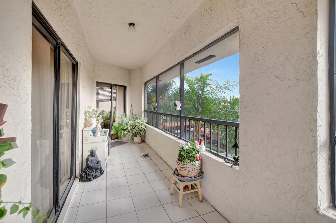 7507 La Paz Boulevard 401