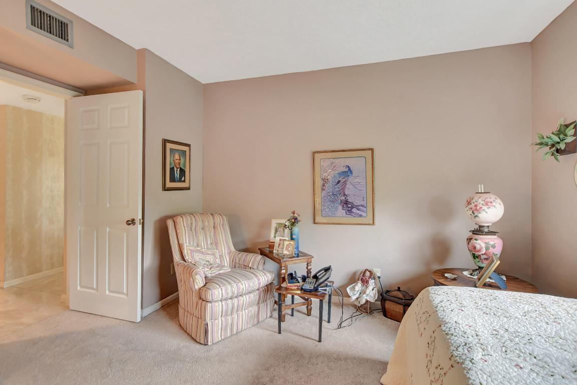 7507 La Paz Boulevard 401