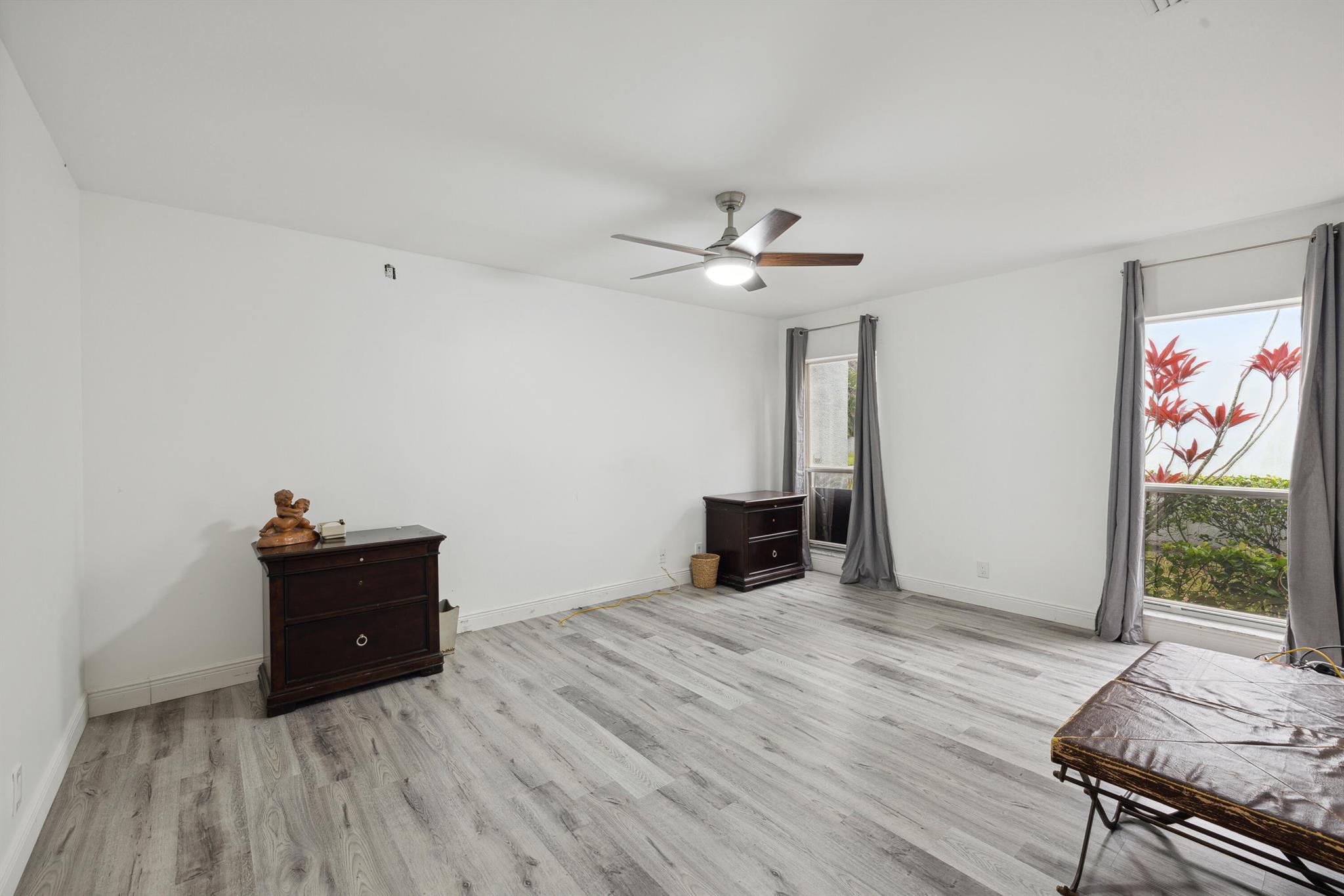 6165 Old Court Road 123