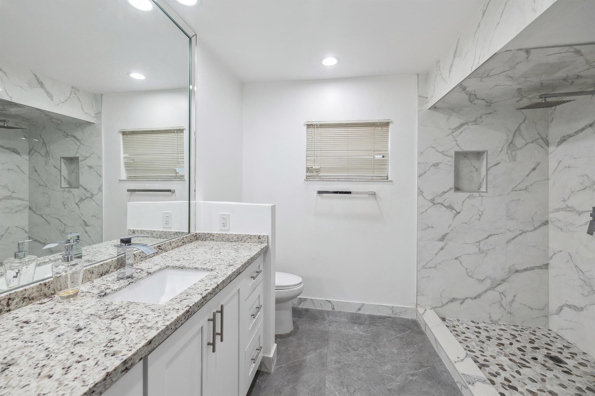 6165 Old Court Road 123