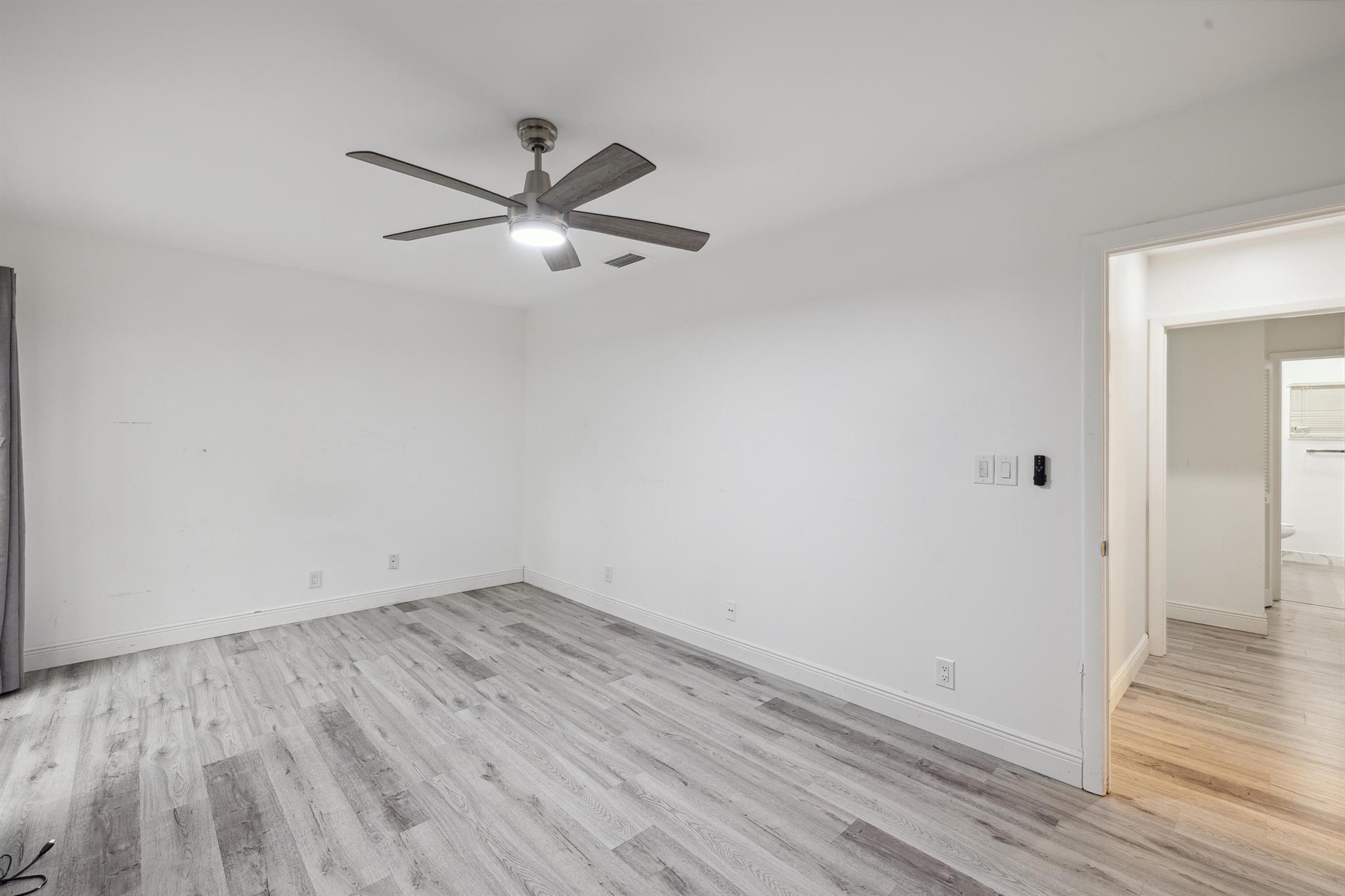 6165 Old Court Road 123