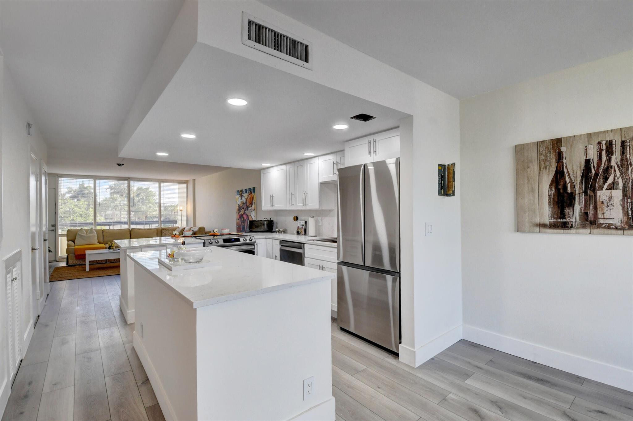 1401 S Federal Hwy Highway 215