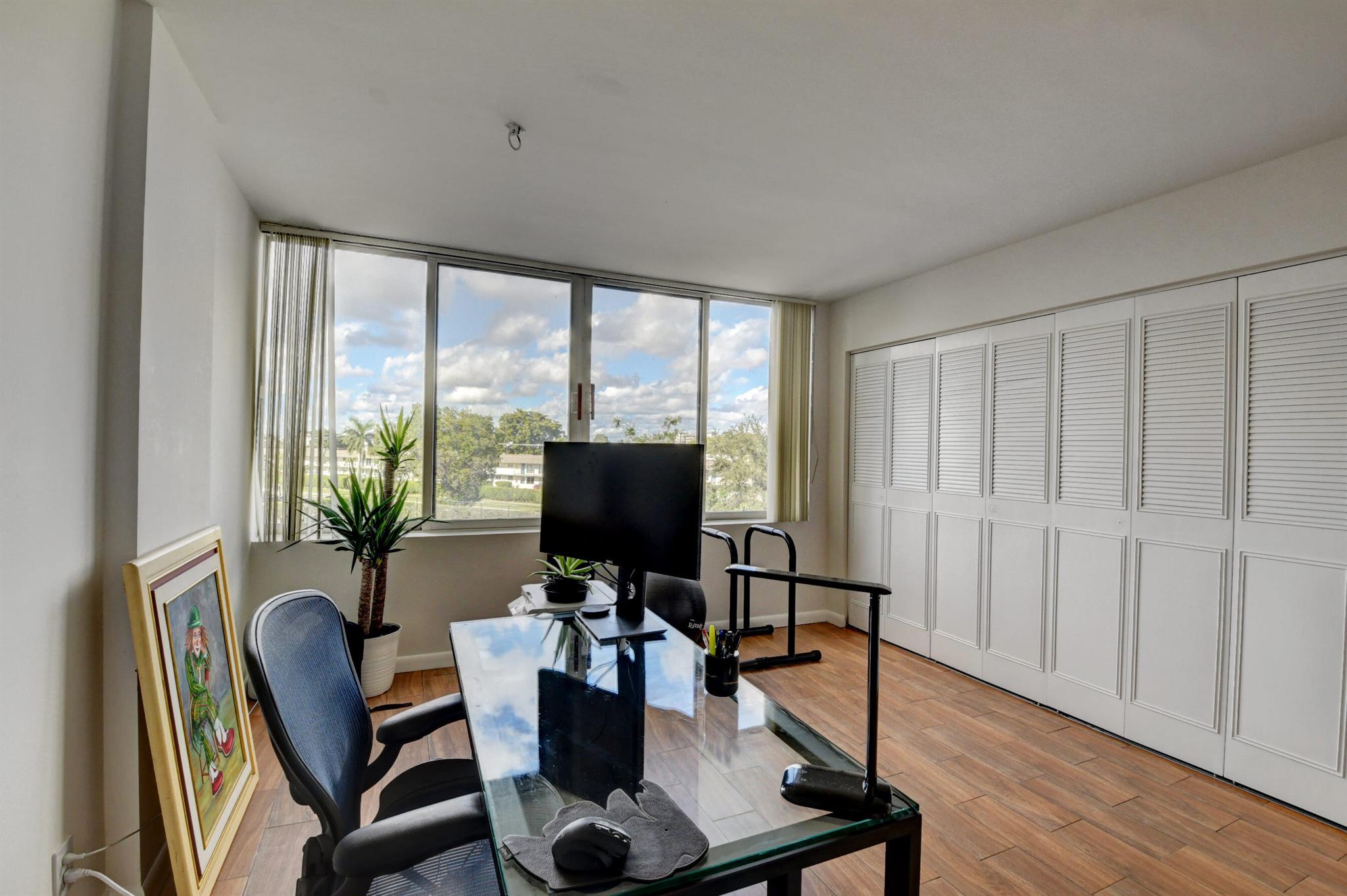 1401 S Federal Hwy Highway 215