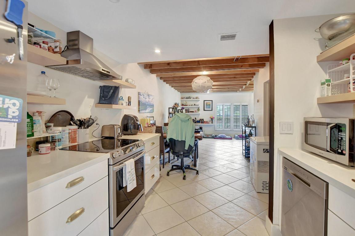 1845 NW 4th Avenue 22