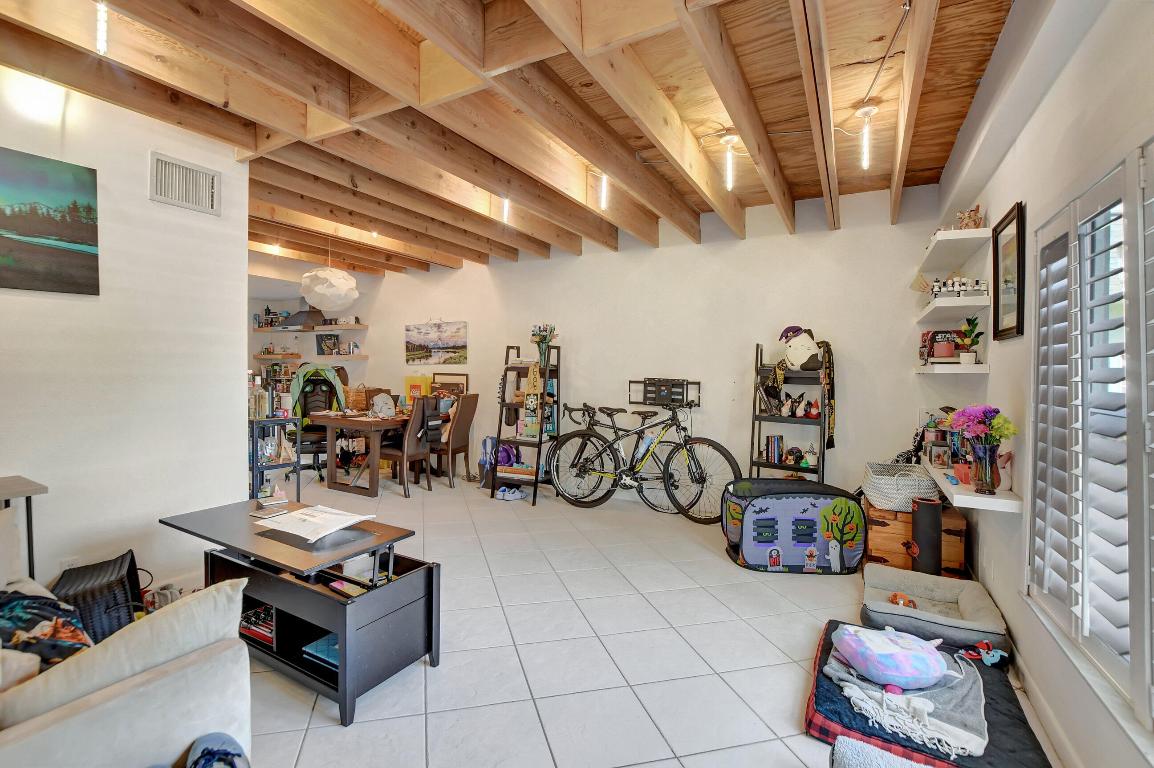 1845 NW 4th Avenue 22