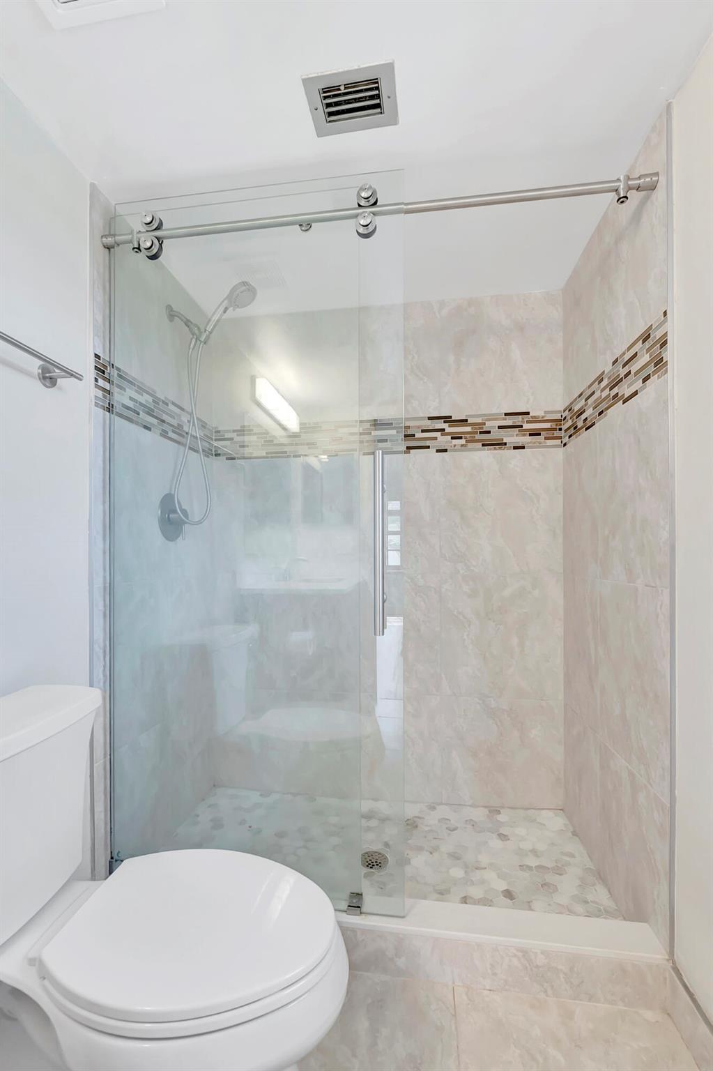 3000 Florida Boulevard 206-D