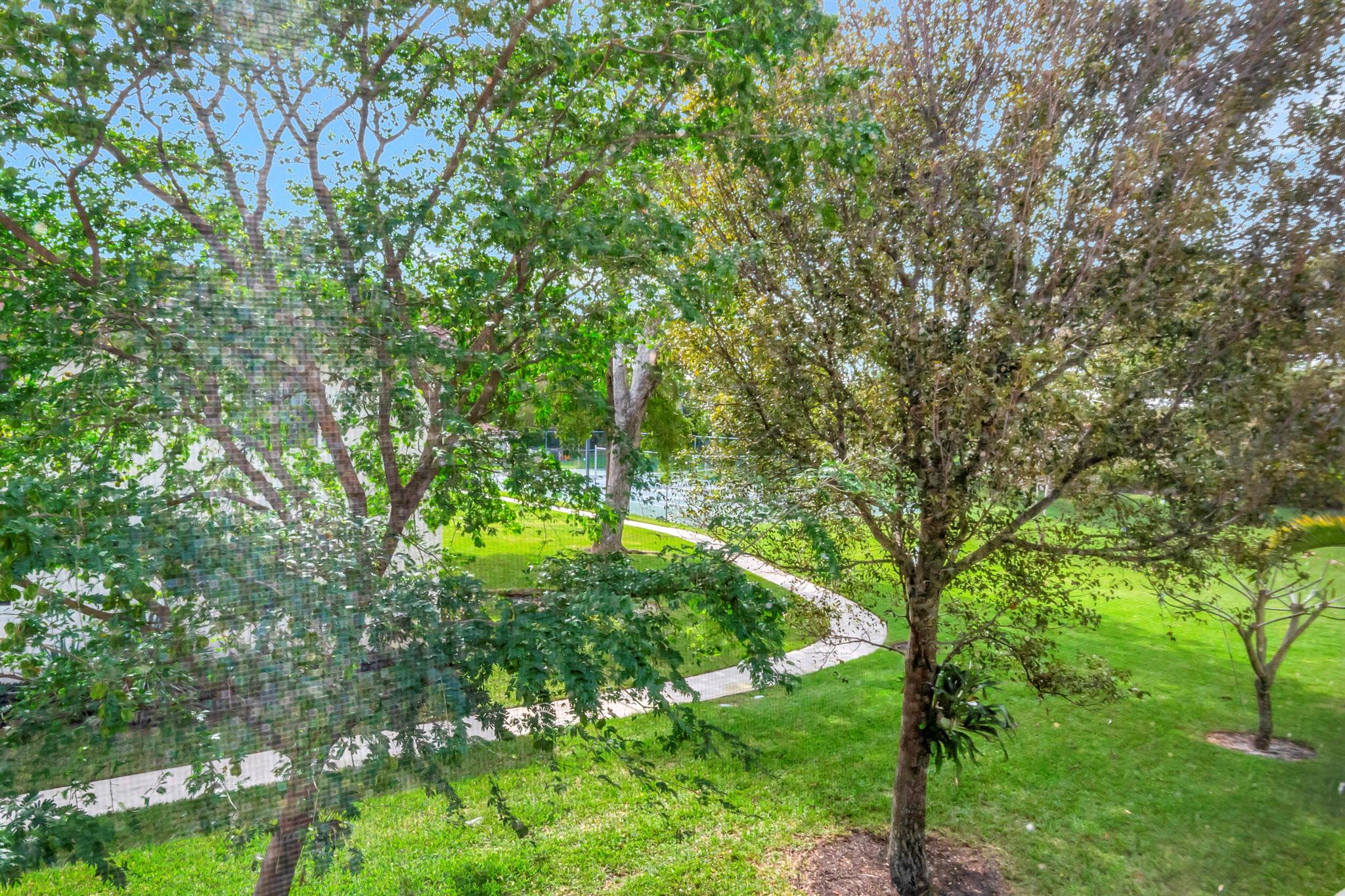 3000 Florida Boulevard 206-D