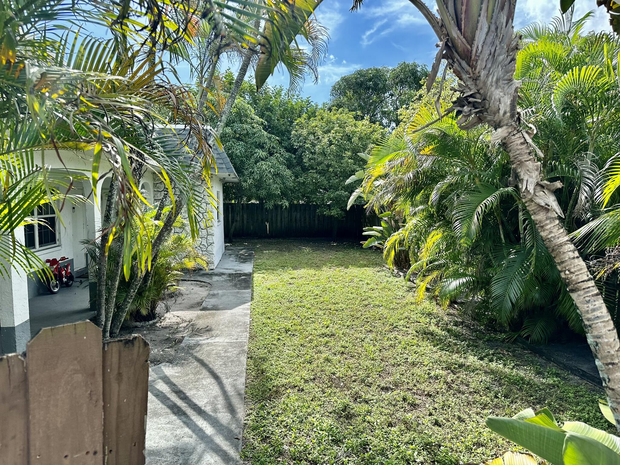 1480 NW 20th Court A-D