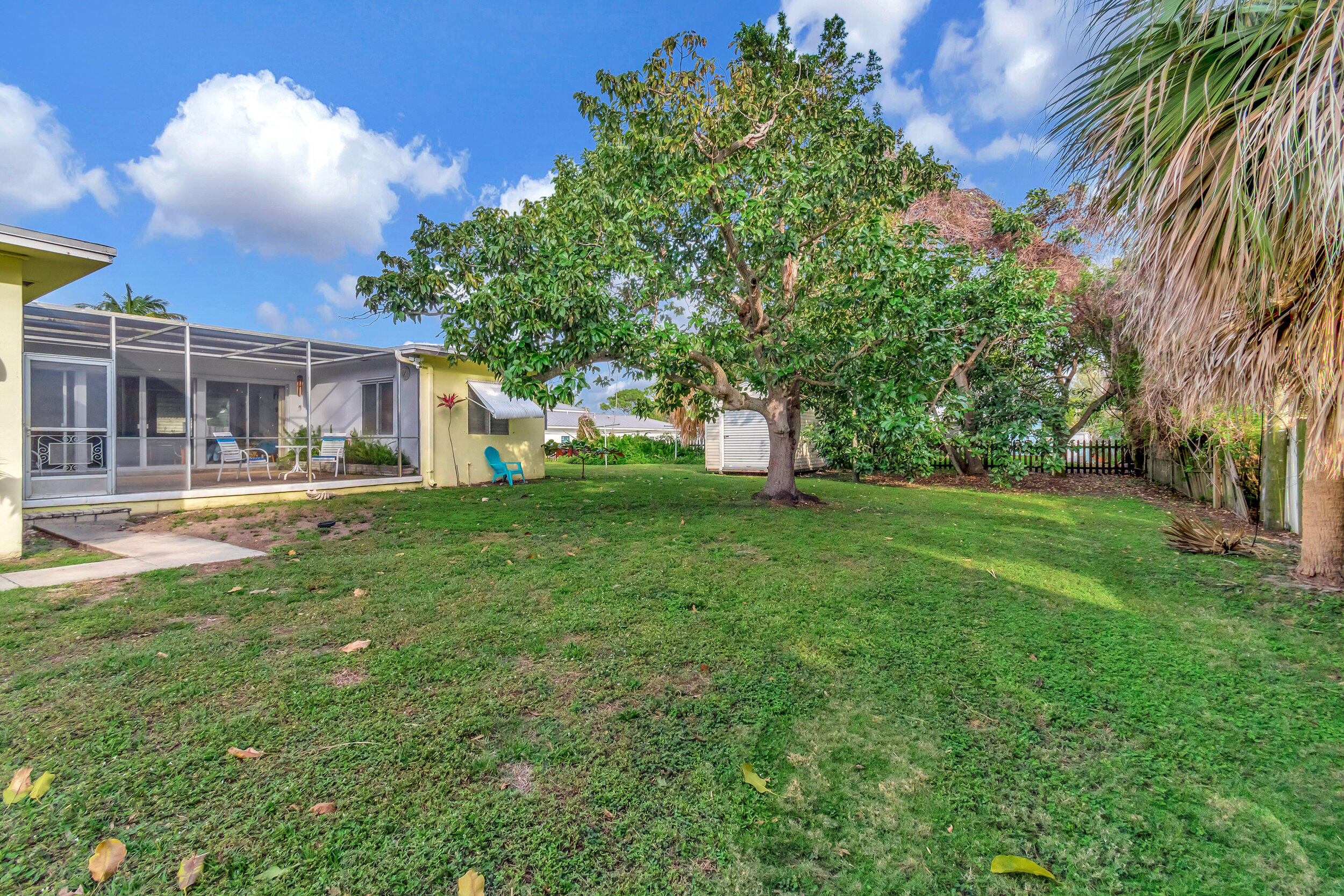 109 Avocado Road