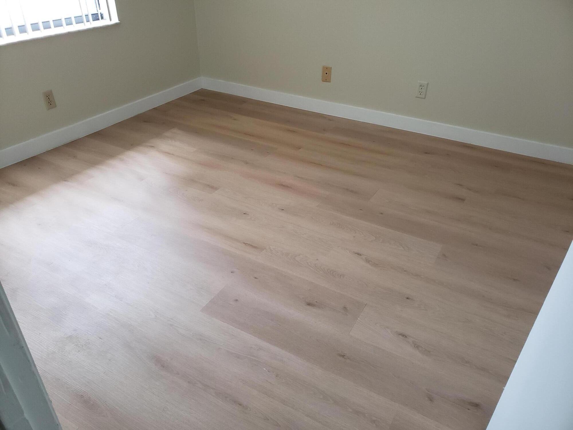 6796 Palmetto Circle S 203