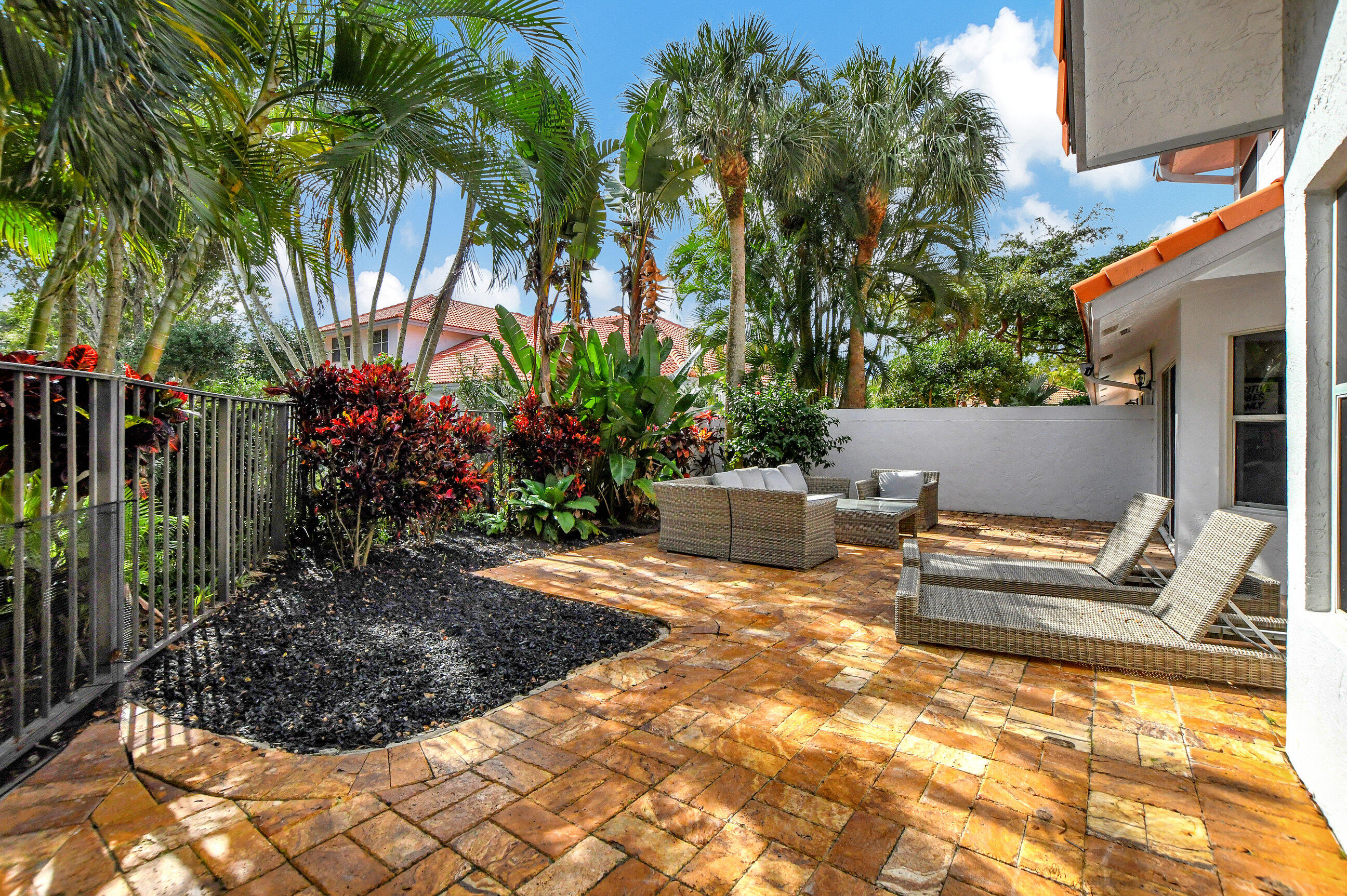 2112 NW 53rd Street