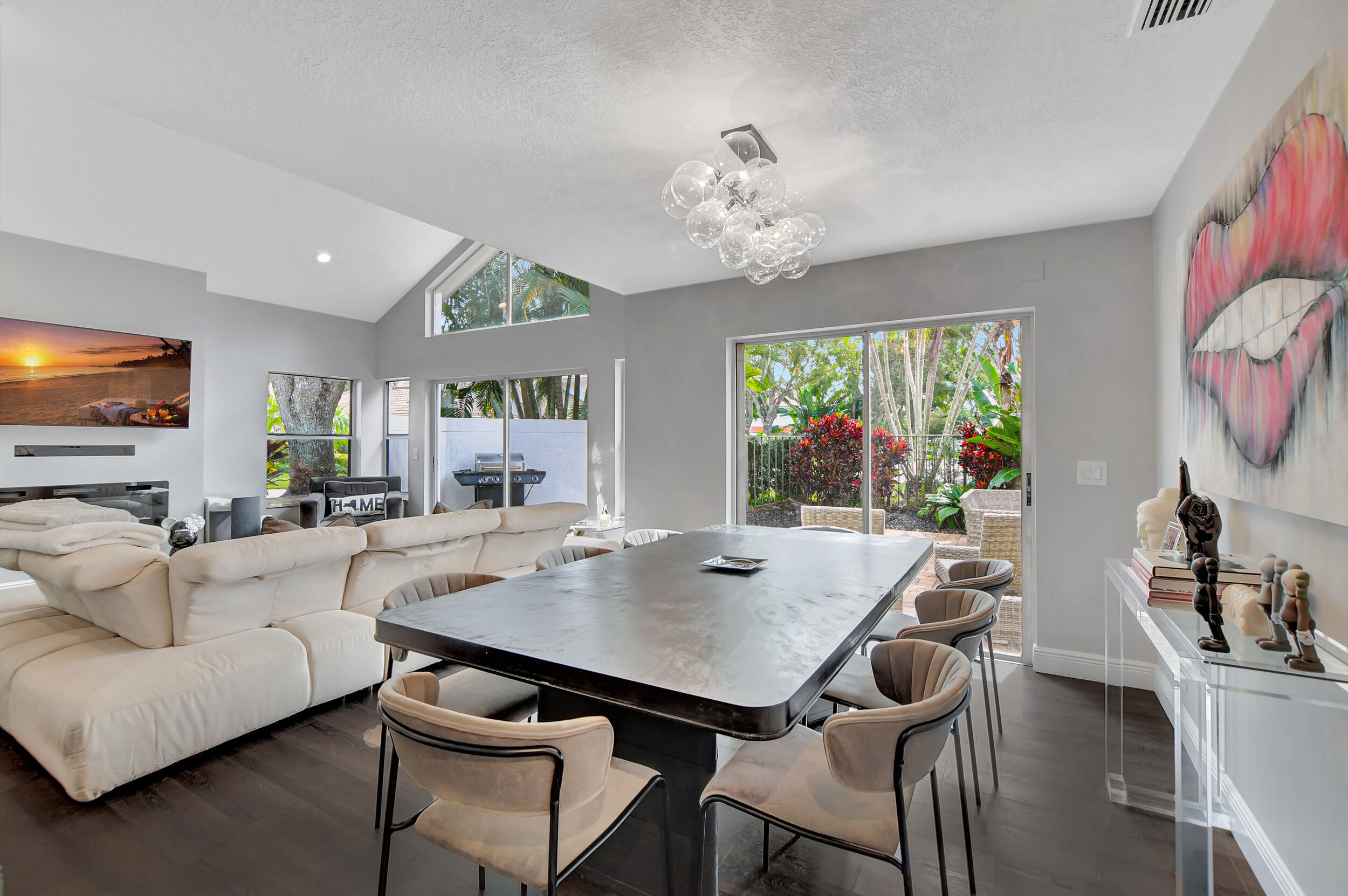 2112 NW 53rd Street